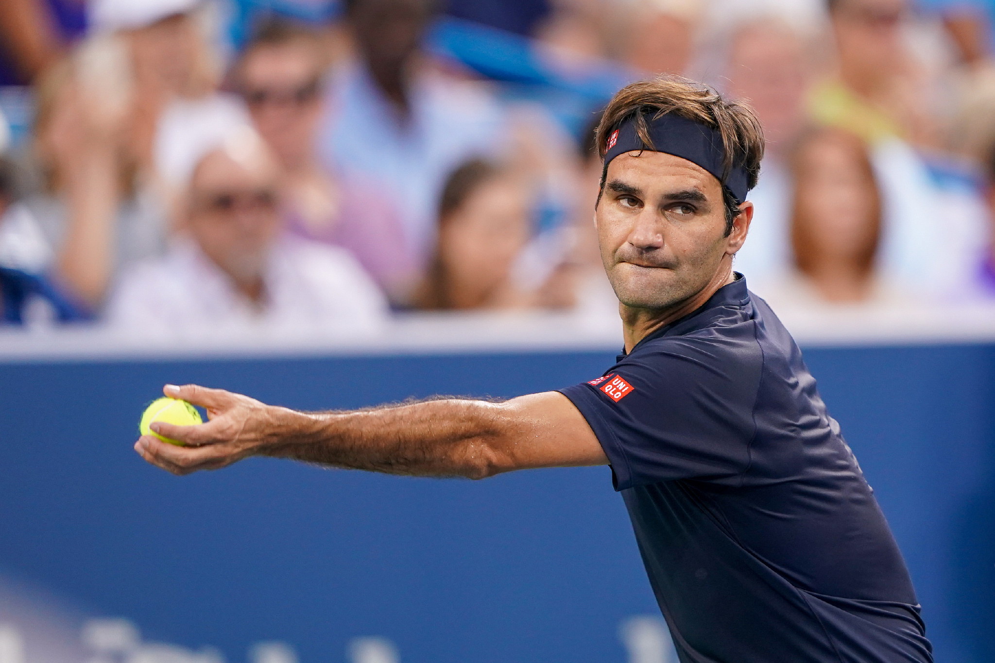 仍旧随之而 仍旧随之而